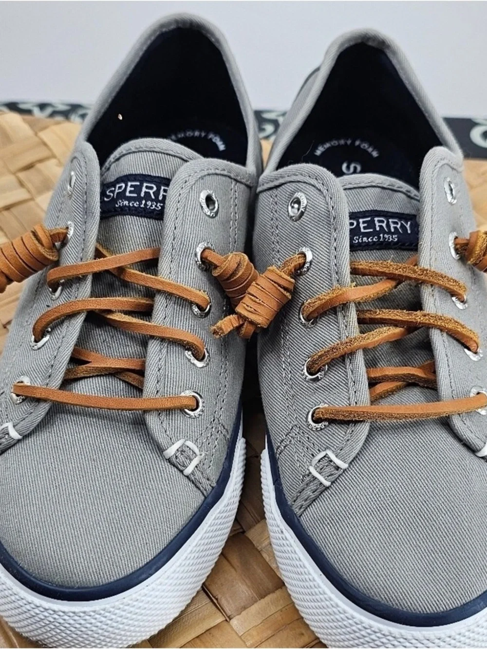 Gray Canvas Men’s Low-Top Sneakers - Unbranded